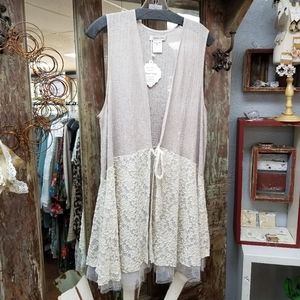 Lace/tulle accent Vest